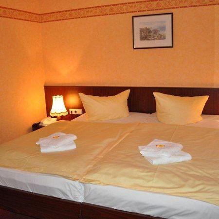 Hotel Ruegen Park Kg Gingst Rom bilde